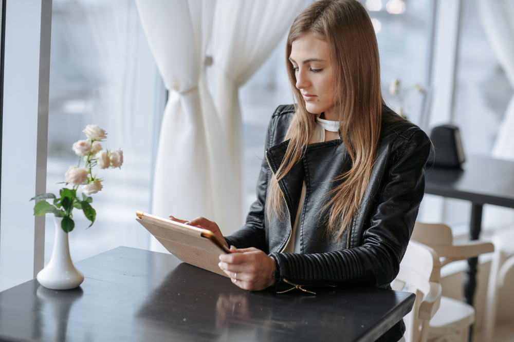 AI pentru organizarea e-mailurilor: salvare de timp sau haos elegant?